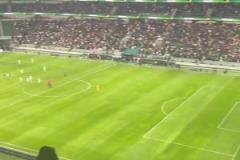 不滿最后時刻單刀被吹停！賽后張玉寧找馬寧理論