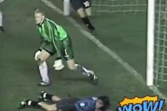 0.5秒神反應(yīng)！曼聯(lián)球迷：這反應(yīng)速度，應(yīng)該是人類能做到的極限！