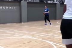 降維打擊！巔峰哈登的進攻套路真是賞心悅目??！