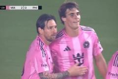 梅西進球后，貝克漢姆場邊鼓掌