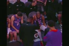 這球機(jī)智??！高詩巖反擊在中場出手，造了李曉旭一個三分犯規(guī)！