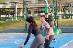 哈登韋德誰更強？追夢：我選韋德，巔峰哈登大部分時間都是控衛(wèi)！