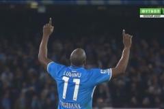 那不勒斯搶斷成功！盧卡庫禁區(qū)內(nèi)轉(zhuǎn)身抽射破門！