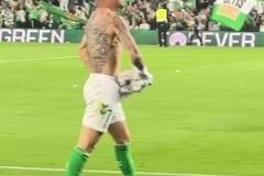 貝蒂斯塞維利亞德比取勝！安東尼賽后脫衣怒吼慶祝！