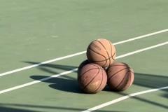 不懂就問：為什么4個(gè)籃球會變成永動(dòng)機(jī)？？？