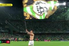 這是暗示？英格蘭成人女星在法國球迷面前掰斷法棍