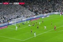 皇馬總比分3-3扳平！維尼修斯助攻雙響，貝林厄姆包抄破門