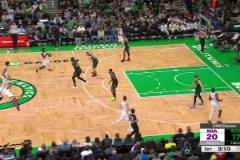 以為投3分動(dòng)作夠慢了 看李凱爾突破才知道多磨嘰對(duì)手完全懵