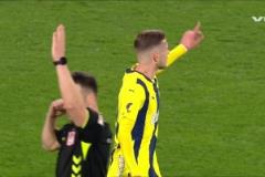 費(fèi)內(nèi)巴切扳回一城！塔利斯卡橫傳希曼斯基鏟射破門！