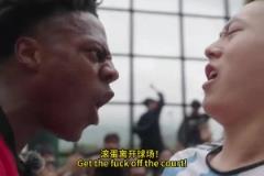 不是這你也會(huì)?。〖卓焊缁@球場(chǎng)生吃“梅西”