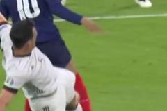 可以寫入教材的防守！眼看被姆巴佩生吃？胡梅爾斯使出了最后一招