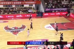 3號(hào)連背影都是帥的