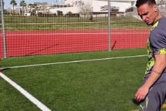 這是真菜！安東尼這射門……圓神愁眉苦臉地看著自己的腳法