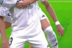 全能戰(zhàn)神！巴爾韋德這腳后跟助攻，真的太騷了！