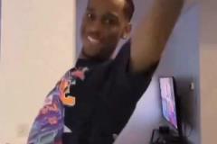 亞歷山大：早知道自己以后會成為MVP，就不跳這么傻的舞了