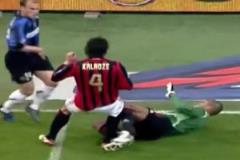 今天祝嚴(yán)鼎皓生日快樂!請查收來自四川球迷發(fā)自內(nèi)心的祝福！