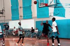 外網(wǎng)火箭球迷：追夢(mèng)朝申京這樣大吼，裁判居然不吹T的嗎？