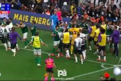 巴西足協(xié):雙腳踩球?qū)⒈稽S牌警告！此前德佩雙腳踩球引發(fā)全武行！