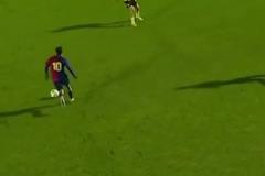 拉瑪西亞又一個(gè)勢(shì)不可擋的10號(hào)球員！你確定這不是梅西?？