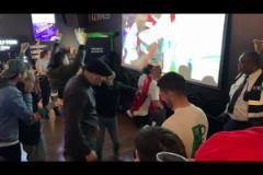 在倫敦酒吧看阿森納vs皇馬，賴斯轟世界波引爆全場