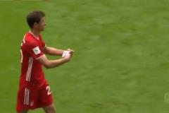 傳承?當(dāng)年穆西亞拉替補(bǔ)穆勒完成拜仁首秀