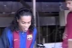 歡迎來(lái)到諾坎普！小羅加盟巴薩的亮相儀式