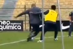 身材走樣但威力依舊！科林蒂安的大羅是怎樣踢球的？