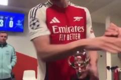 加布里埃爾賽后對賴斯說：天吶！求求你把你的右腳給我！難以置信