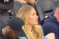 阿黛爾和富保羅又到湖人主場看球，可能是現(xiàn)場最有錢的夫妻