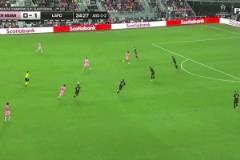 這射術(shù)！梅西內(nèi)切策動(dòng)+勁射終結(jié)，邁阿密國(guó)際總比分扳為1-2