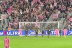 跪著祈禱！韋甘特：梅西這球能進全靠我