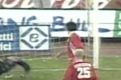 “上帝給了你夾子音那是想讓你永遠(yuǎn)活在18歲??！”