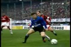 和你比我是真小將米蘭德比中薩內(nèi)蒂對位巴雷西