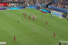 “你以為自己進(jìn)球就夠了?。俊倍骼锟丝裼?xùn)姆巴佩現(xiàn)場(chǎng)畫(huà)面曝光