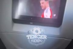 國(guó)內(nèi)航空也需要這個(gè)！球迷在飛機(jī)上觀看歐冠阿森納vs皇馬