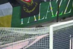 看似爆大冷，實(shí)則漢堡拿捏！布倫瑞克拿下保級3分瘋狂慶祝