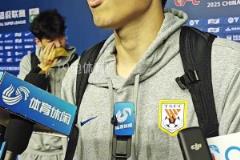 史松宸：感謝主教練給我登場(chǎng)機(jī)會(huì)，在邊后衛(wèi)位置上還需提升很多