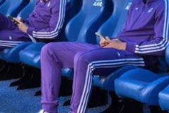 對(duì)陣阿拉維斯賽前，猜猜貝林厄姆在笑啥