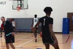 動(dòng)蕩的賽季！能帶隊(duì)走多遠(yuǎn)呢？阿德?tīng)柭何覀冃枰w主義情感！