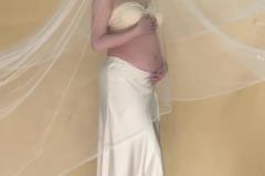 現(xiàn)在的椰子渾身散發(fā)溫婉氣質(zhì)，太美了！周楷恒這小子真有福氣