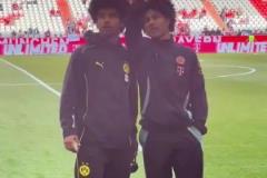 兩個(gè)蓬蓬頭！格納布里若和阿德耶米換球衣，估計(jì)大家認(rèn)不出來吧！