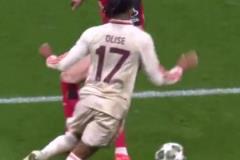 首個(gè)賽季就成球隊(duì)大腿！奧利塞這次底線連停帶過，真是太優(yōu)雅了！
