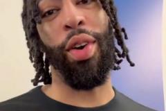 佩奇-布克斯成為WNBA狀元，加盟達(dá)拉斯飛翼！濃眉發(fā)視頻祝賀