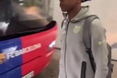 有驚無險晉級！亞馬爾表現(xiàn)不佳70分鐘被換下，賽后離場與球迷合影