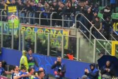 燃，一起感受國米拜仁眾將出場時梅阿查球場現(xiàn)場震撼氛圍