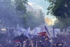 聲勢浩大如奪冠游行！皇馬球迷高唱：是的，我們可以逆轉(zhuǎn)！