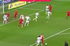 一指禪神功！索默對拜仁經(jīng)典的單指門線撲救