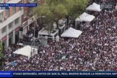 太恐怖了！馬德里市中心已被皇馬球迷完全占領(lǐng)，只待大逆轉(zhuǎn)