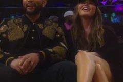 看個(gè)比賽，還有這個(gè)福利