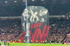 曼聯(lián)女粉絲：我把我眼淚都打出來了！我們曼聯(lián)是不可戰(zhàn)勝的??